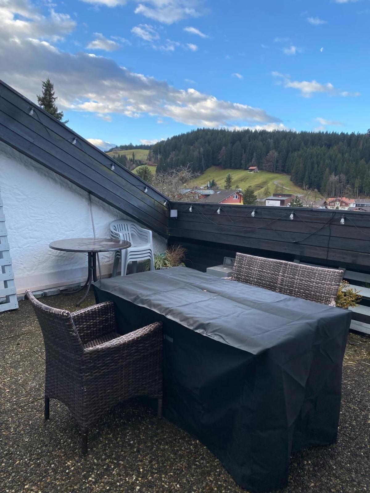 Lovely Three Bedroom Rental Unit Oberstaufen Kültér fotó